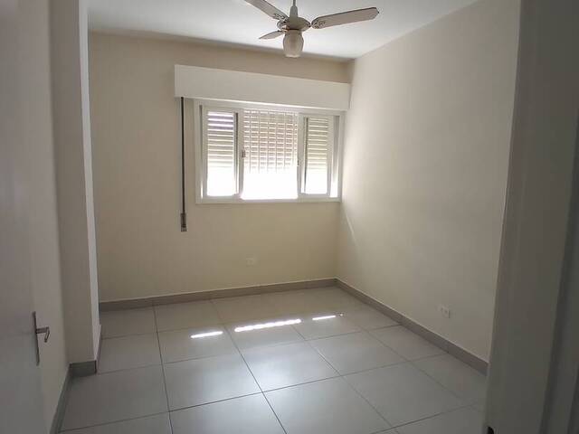 Apartamento para Venda em Santos - 5